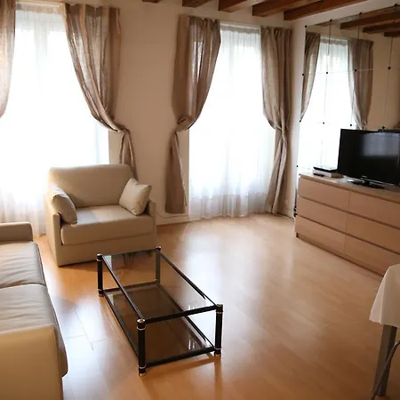 Luxury Apt Opera-jardin Apartment