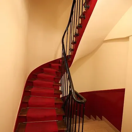Luxury Apt Opera-jardin Apartment